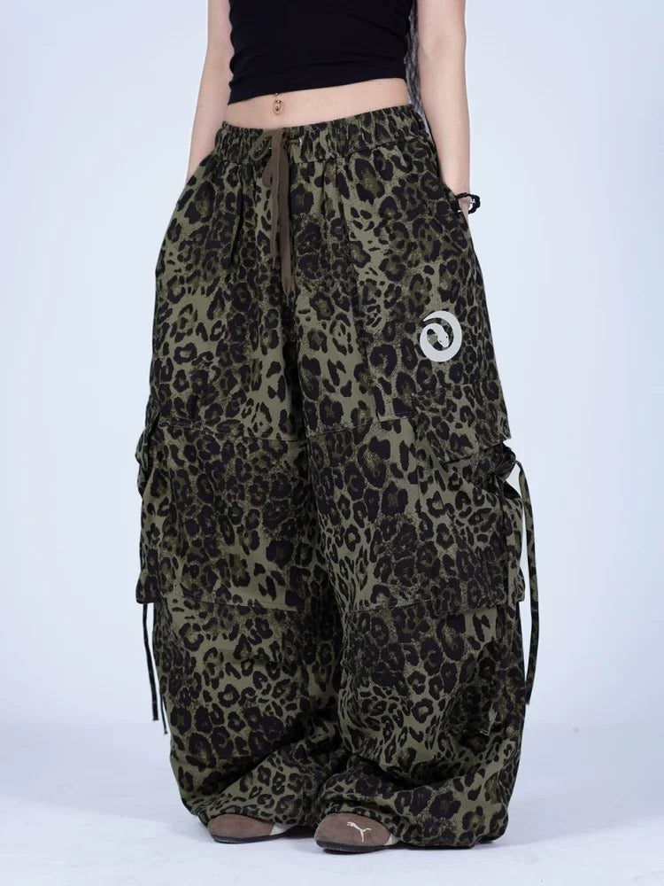 Snake & Leopard
